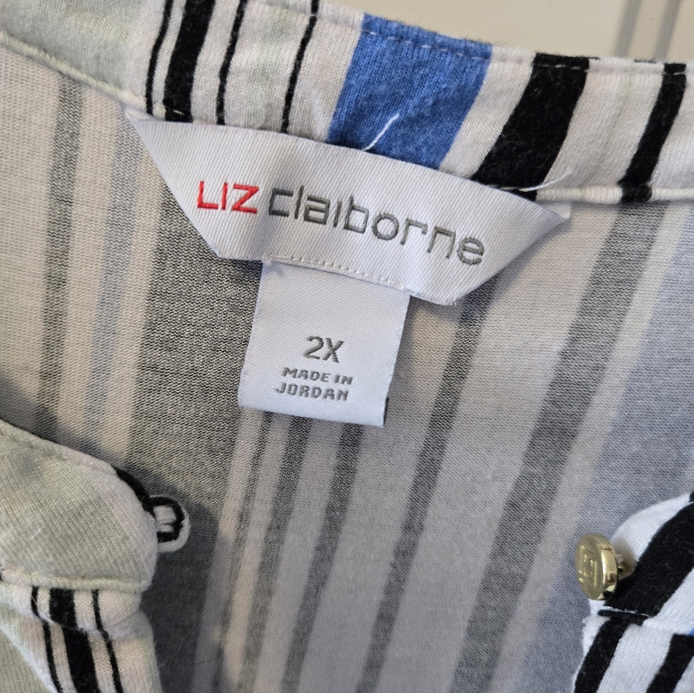 Liz Claiborne Striped Blue and White Women's Top Flutter Sleeves Sz 2X - Picture 2 of 3